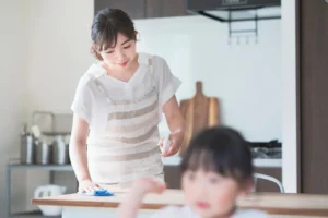 在宅主婦のルーチン疲労を防ぐ：家庭疲労を軽減して不安を管理