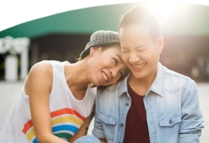 LGBTQ+のアイデンティティ肯定術：社会的偏見の乗り越え方