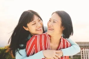 母親との共依存の関係からの脱却：境界設定で自立心を高める