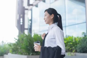 過去の失敗や嫌な出来事を何度も思い出して辛い時の対処法