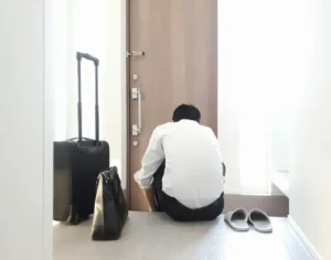 単身赴任者の孤立感と週末のメンタルリセット法